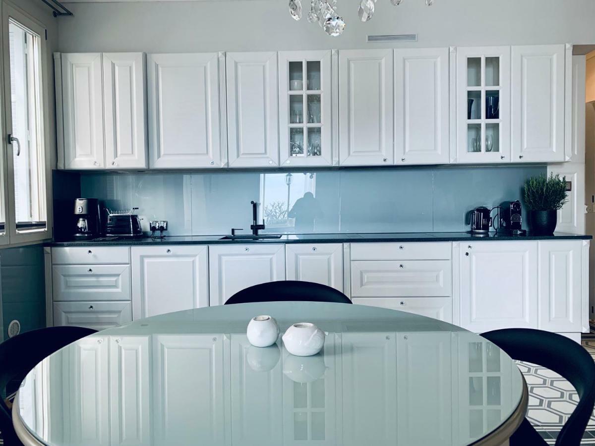 Villa Bagatelle - Luxury Apartment นีซ ภายนอก รูปภาพ